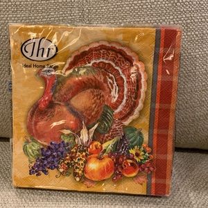 2 pkgs  Autumn Thanksgiving Turkey Large Napkins